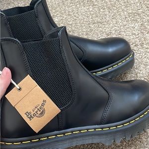 Men’s Doc Martens -11